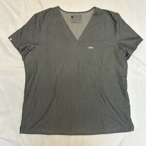 Figs Catarina One Pocket Scrub Top Graphite Gray Women’s XL